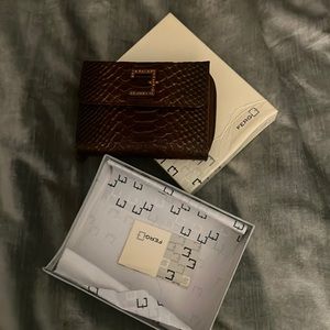 Genuine leather, our DFI wallet from Italy in metallic brown